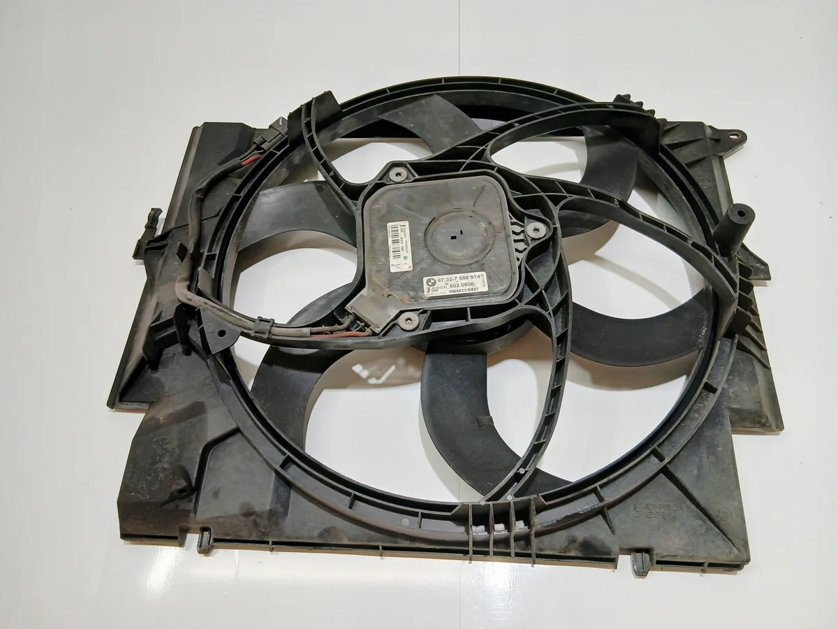 Ventilateur BMW OE 7588974