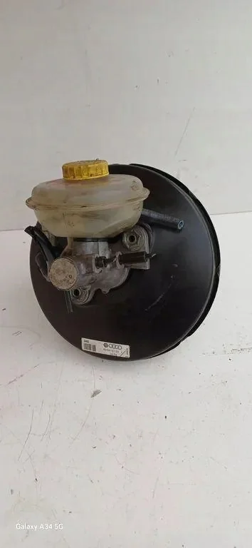 Sylinteri AUDI A4 B5 8D0612105F Käytetty