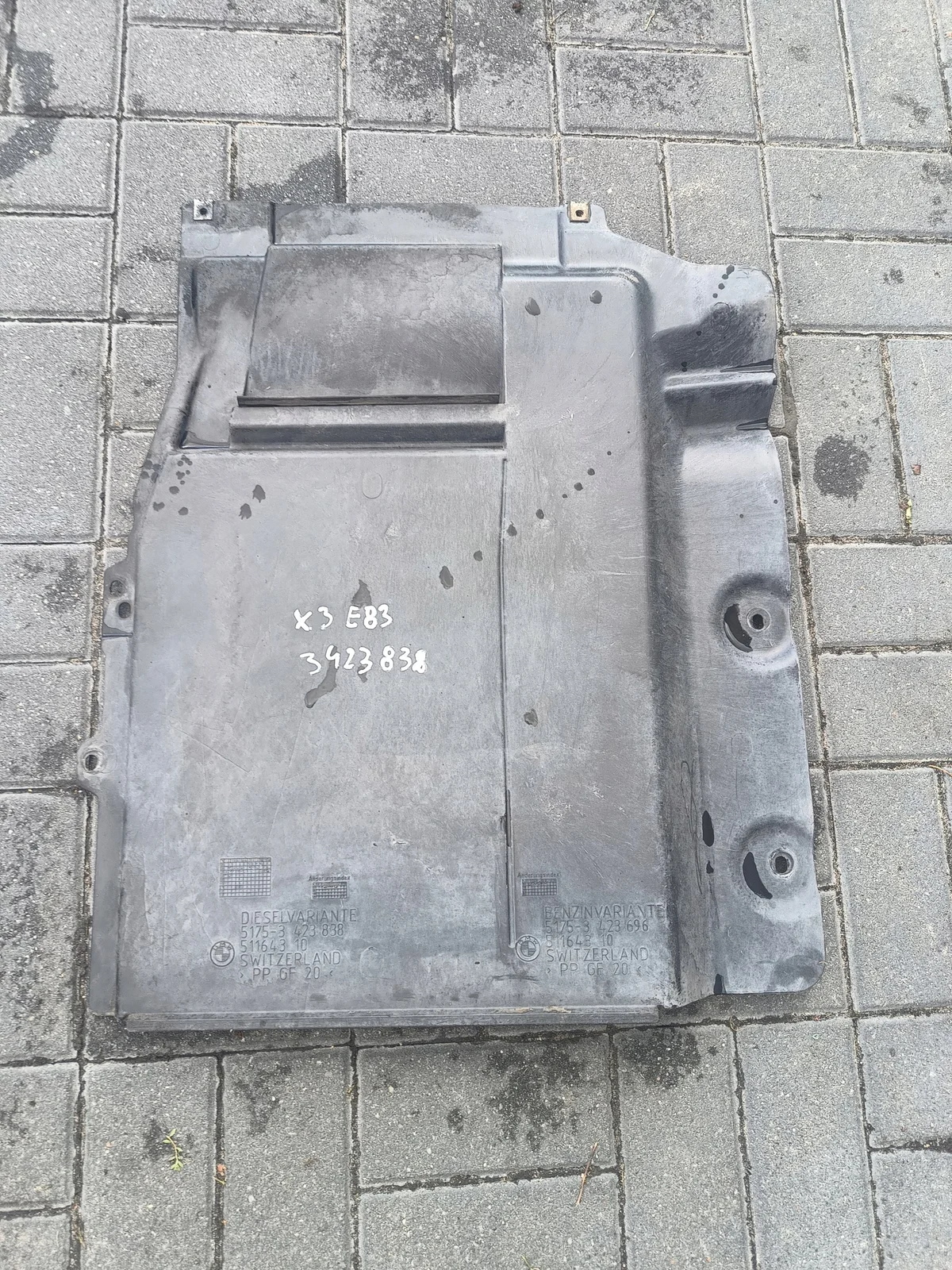 BMW X3 E83 Unterbodenschutz 3423838