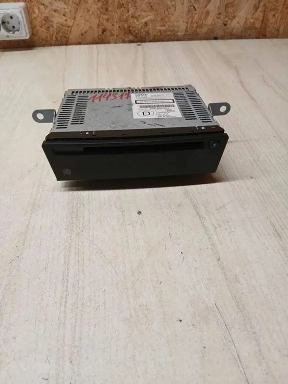 Changeur CD Nissan Primera P12 28185BA010 image 2