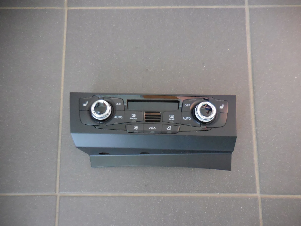 Panneau de climatisation Audi A4 A5 Q5 8K2820043B