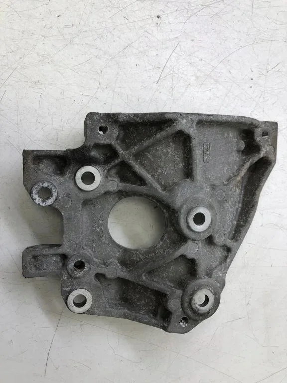 Support compresseur clim Volvo V60 AV6Q10K360AA