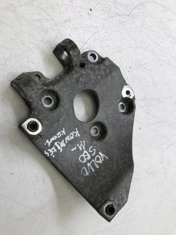 Support compresseur clim Volvo V60 AV6Q10K360AA image 3