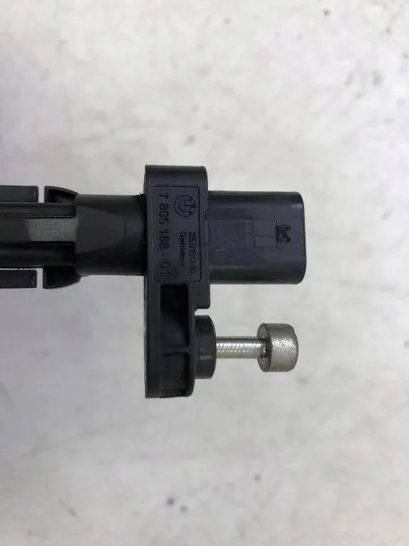 Crankshaft Position Sensor Toyota Avensis T27 Used