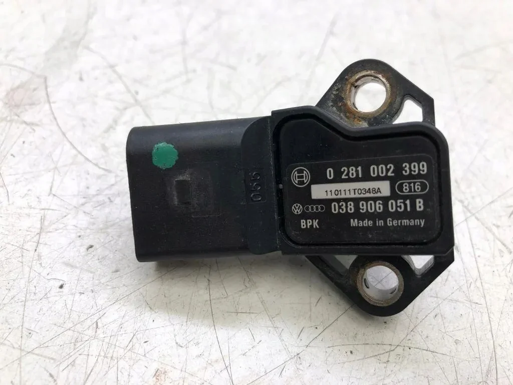 Paineanturi VW Caddy III Furgon 0281002399