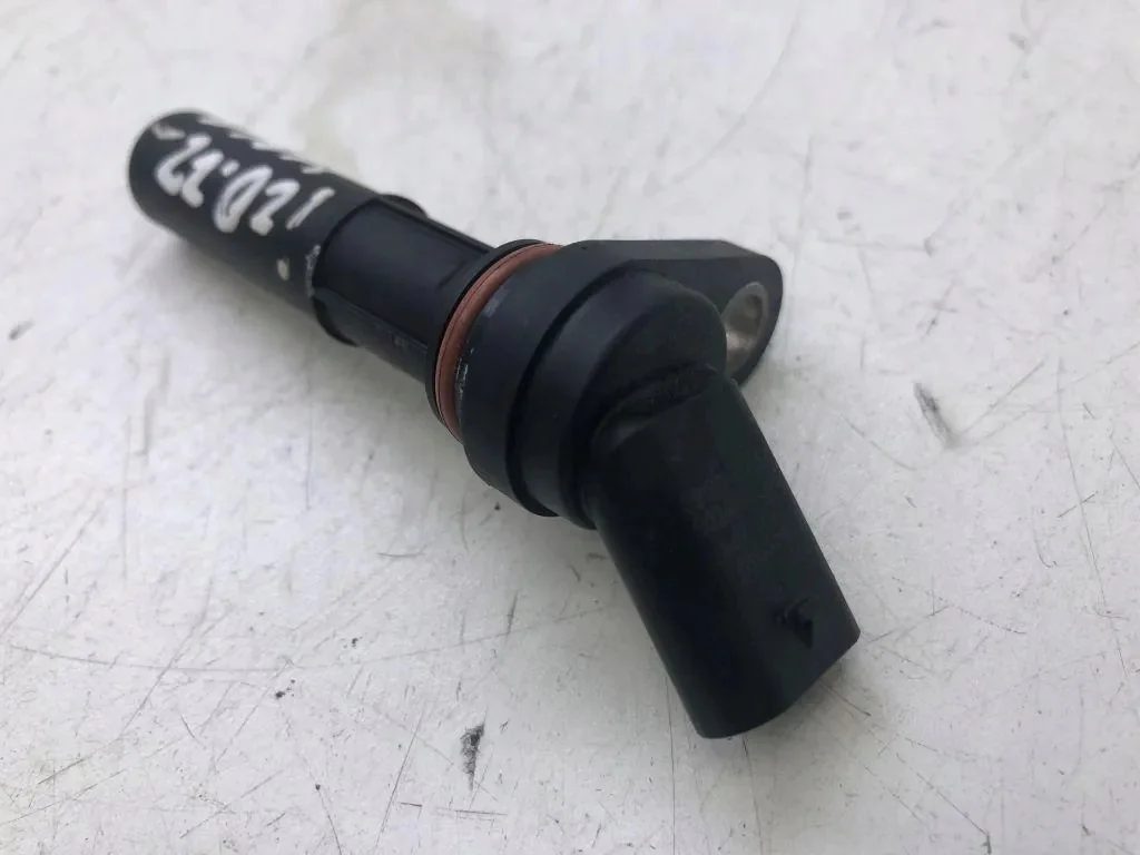 Sensor Cigüeñal Hyundai 3918007150 Usado image 3