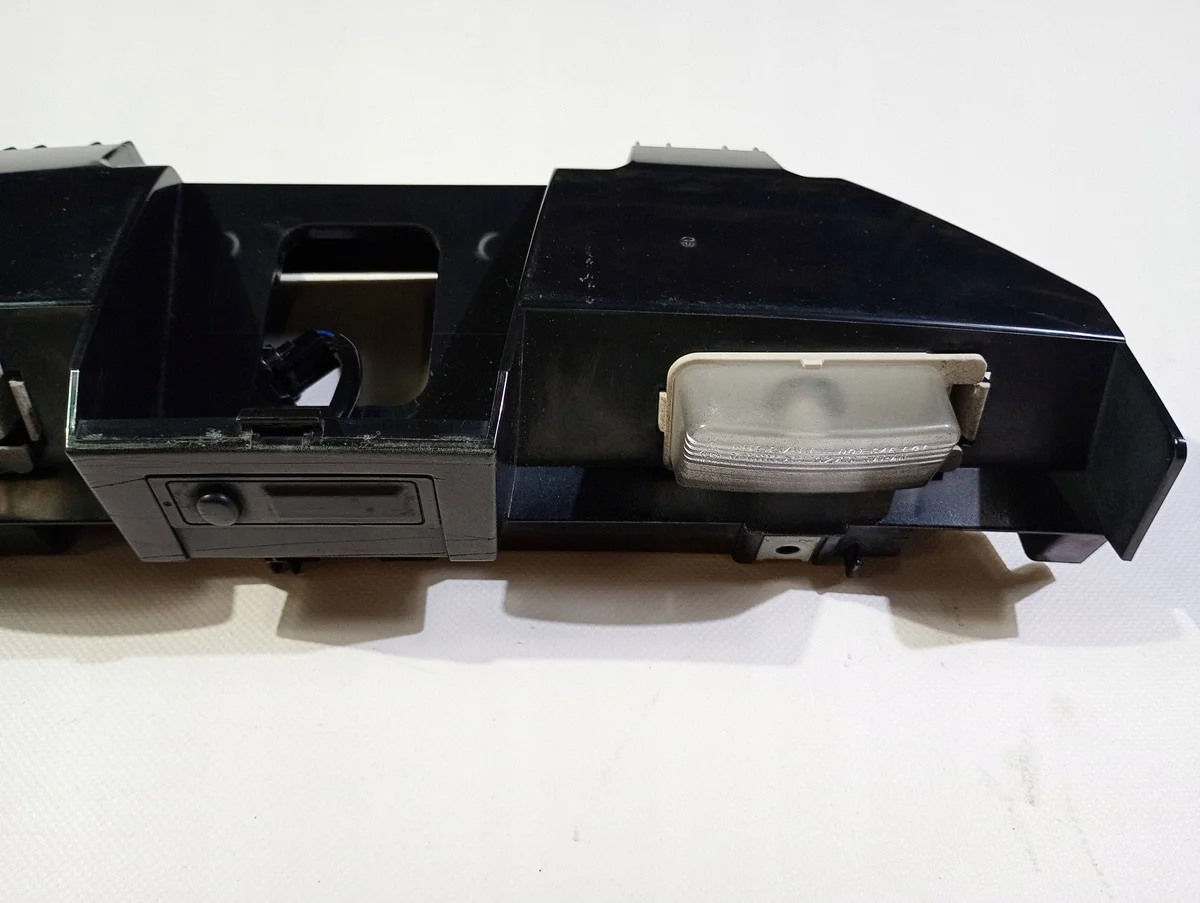 Para-choque Traseiro Nissan 370z OE 96250-1EA0A image 3