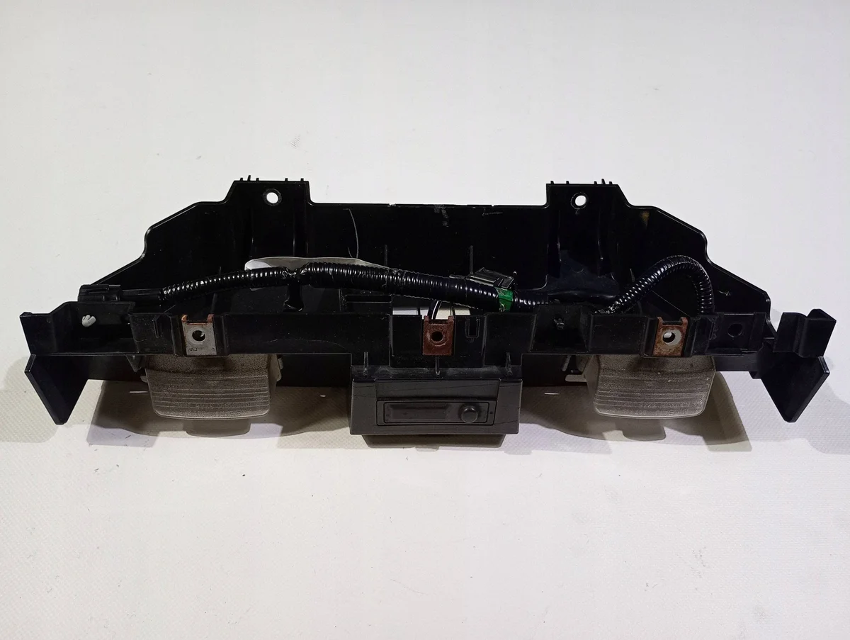 Para-choque Traseiro Nissan 370z OE 96250-1EA0A image 7