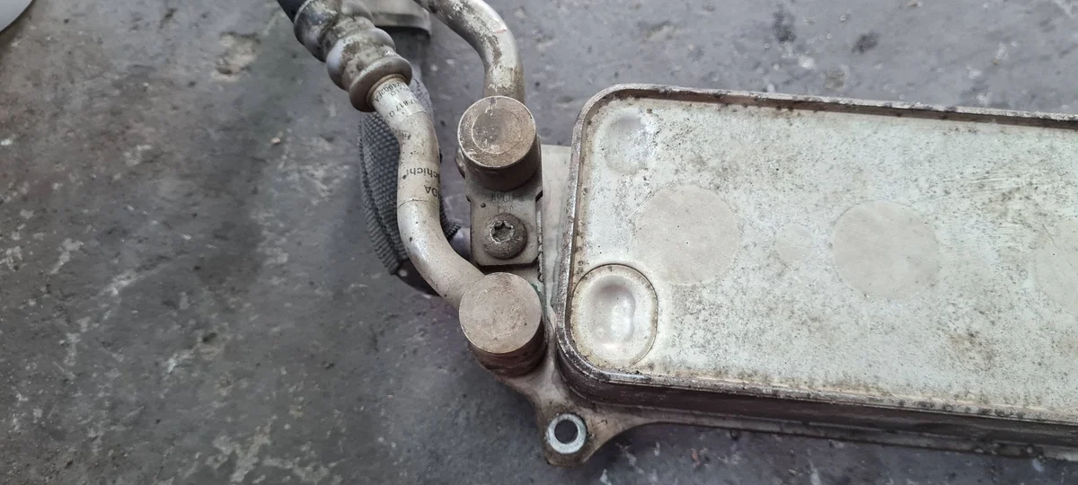 Audi A6 C7 A7 vaihteistoöljynjäähdytin image 9