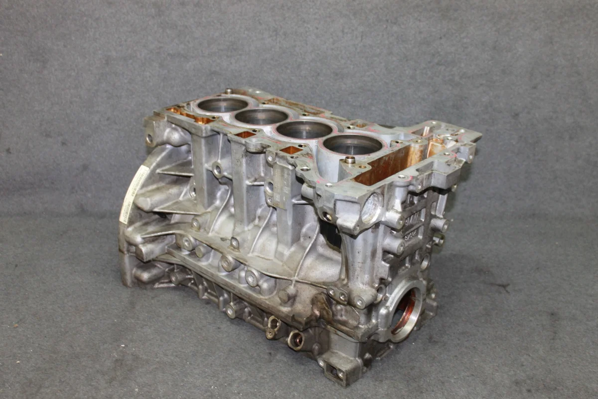BMW N20 Engine Block 7587604 image 5