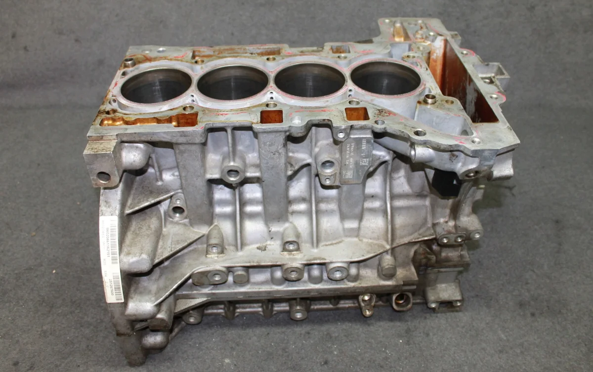 BMW N20 Engine Block 7587604 image 8