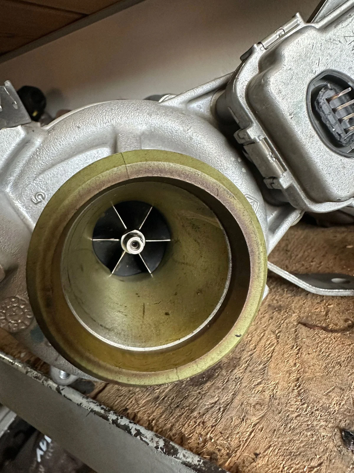 Turbocompressor Mercedes-Benz A W176 A6510900586 image 4