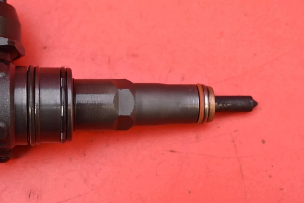 Einspritzdüse 038130073AG für Skoda Octavia II 1.9 TDI image 3