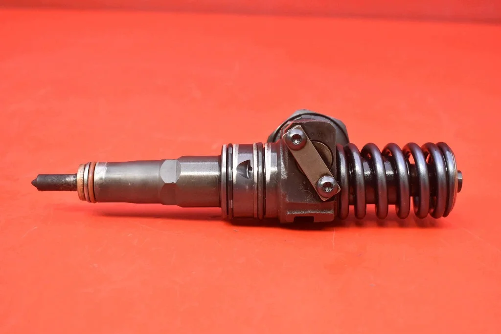 Einspritzdüse 038130073AG für Skoda Octavia II 1.9 TDI image 5