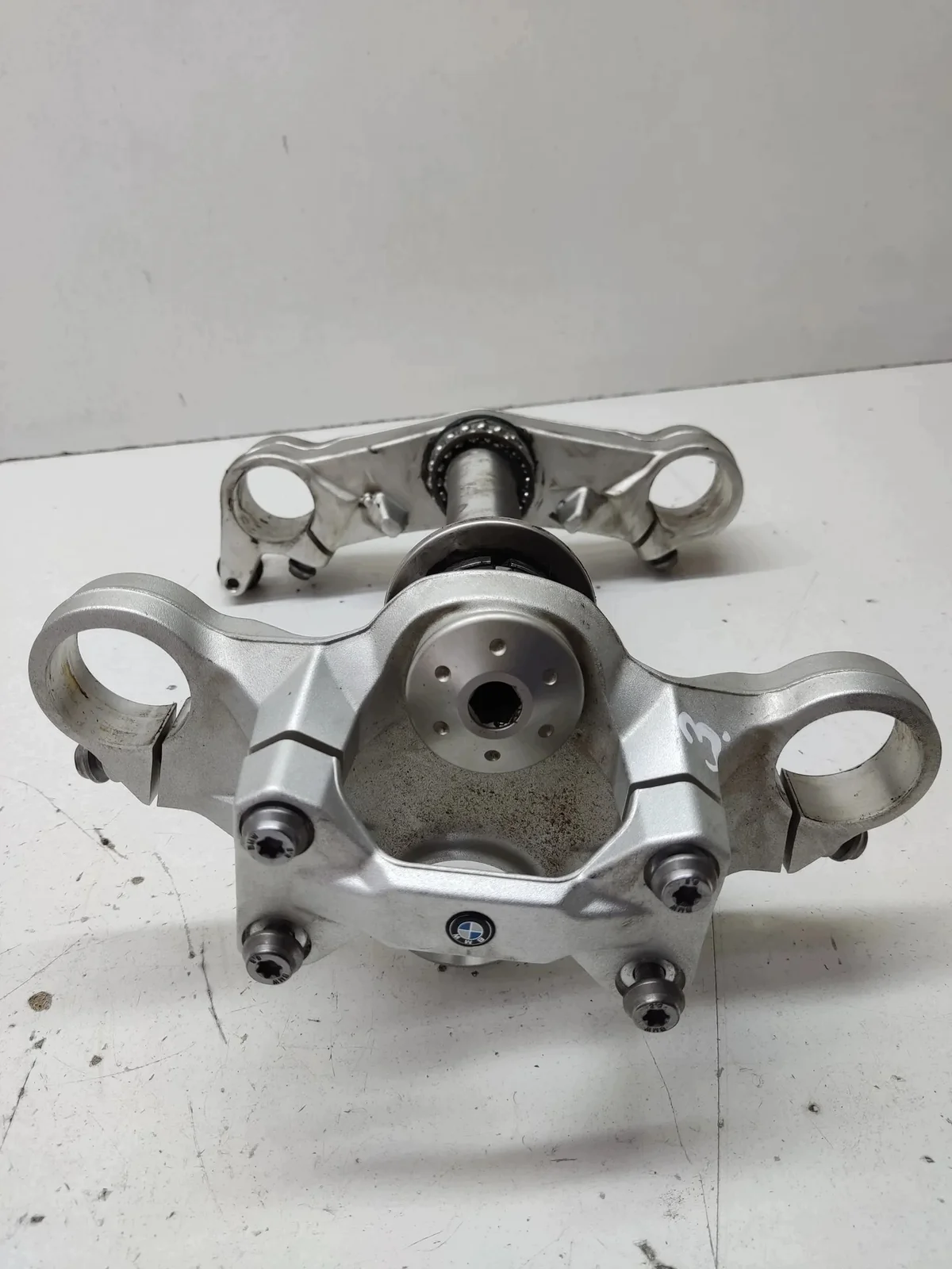 Mocowanie przednie BMW F 856501502