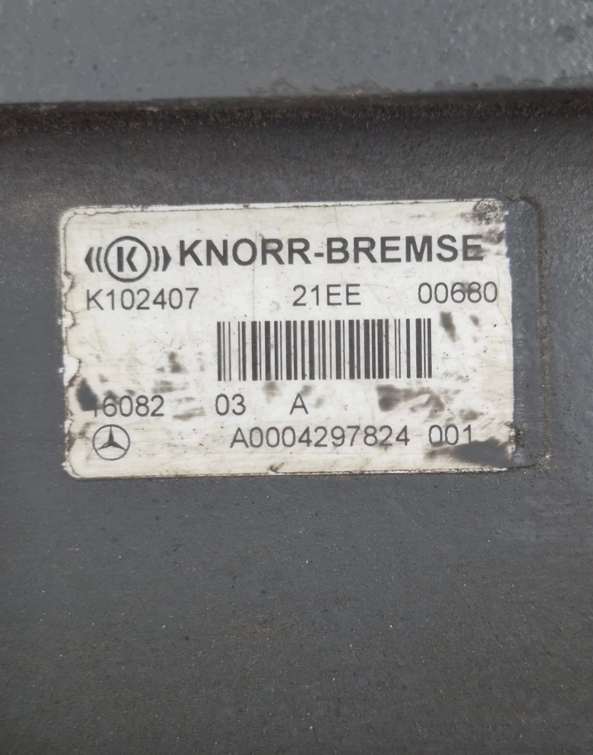 Válvula EBS Traseira Mercedes Actros MP4 Usada image 3
