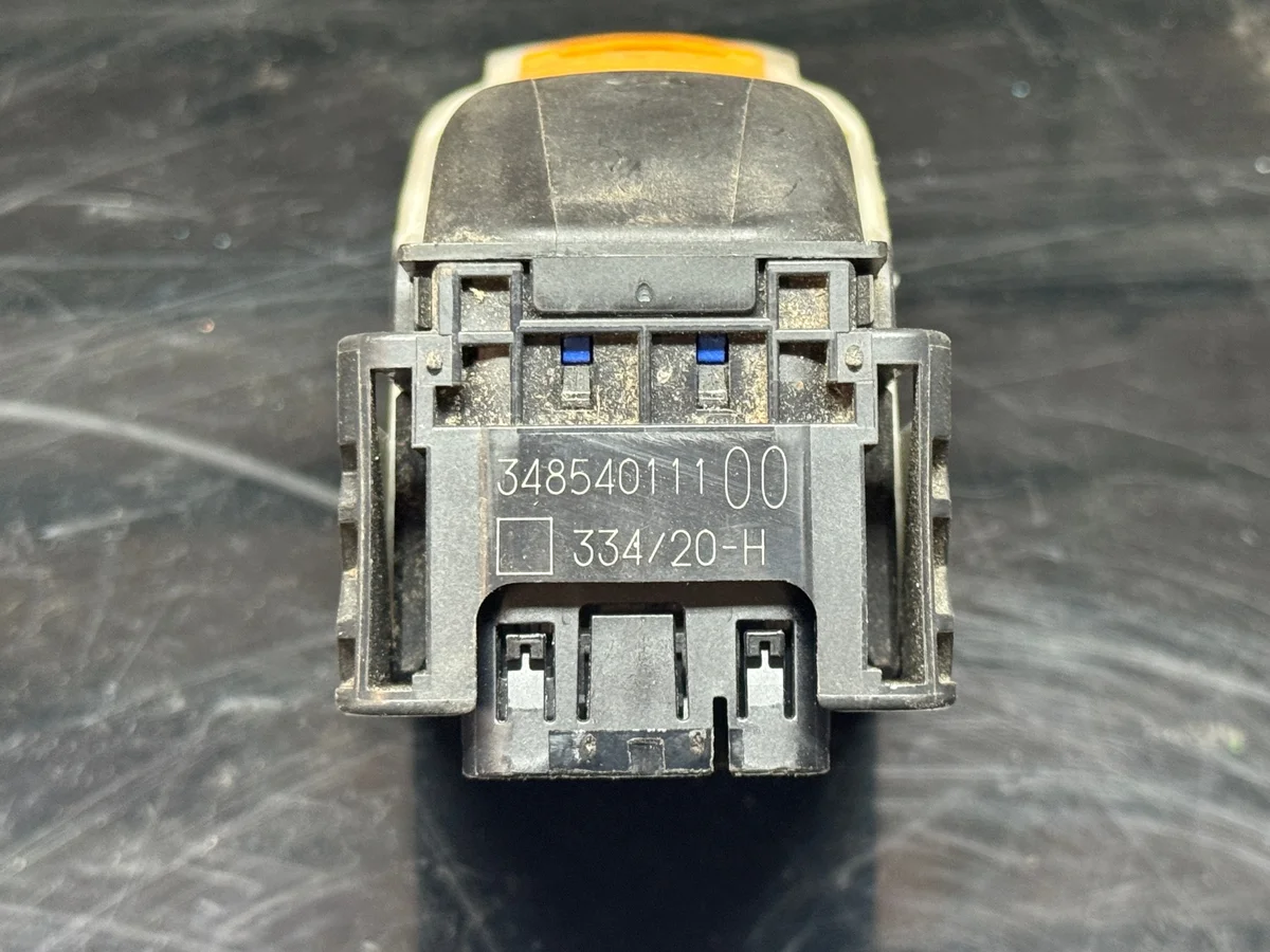 Peugeot Conector 34854011100 - Usado image 3