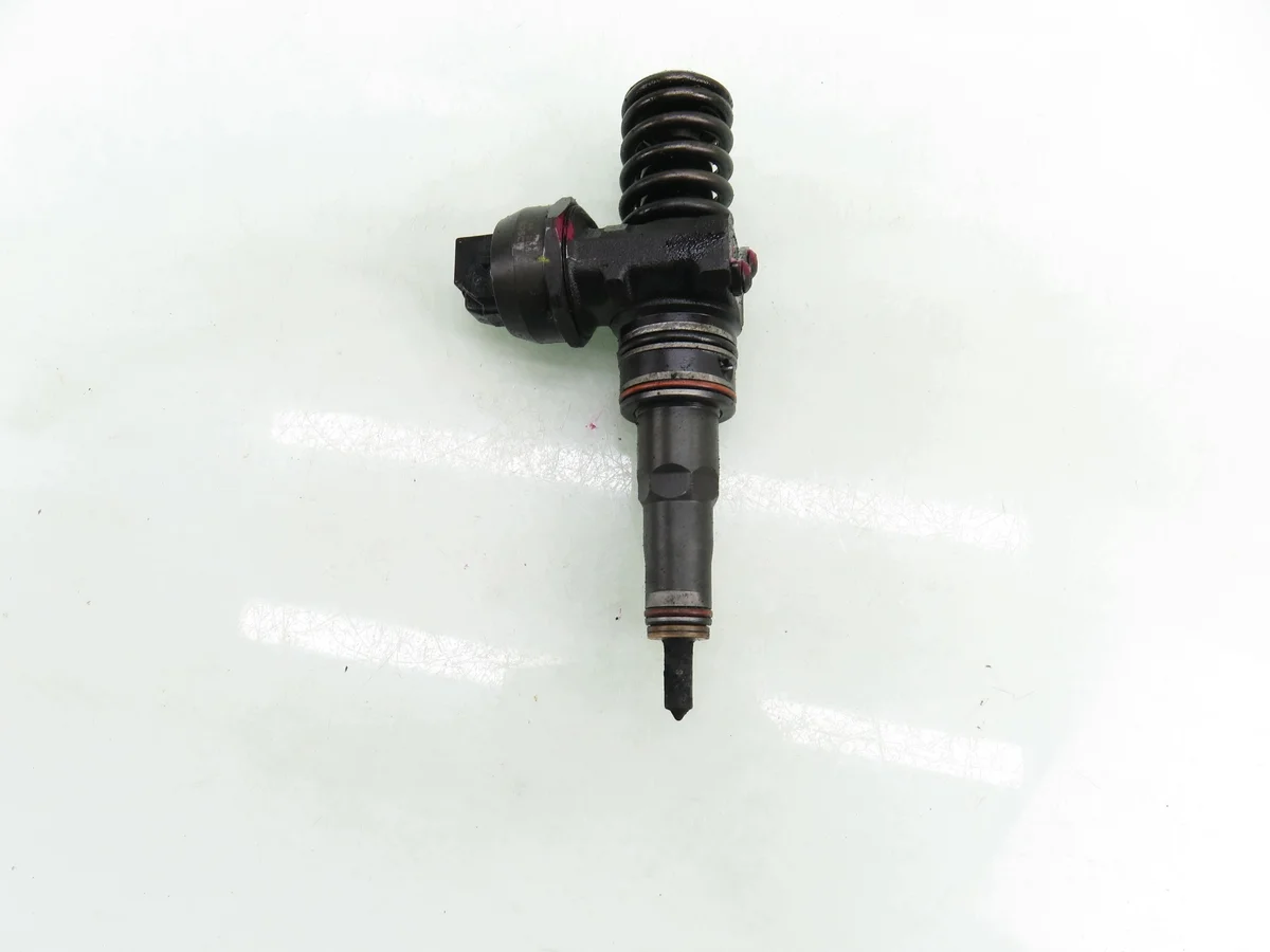 Inyector Seat Ibiza III 1.9 TDI ASZ Usado