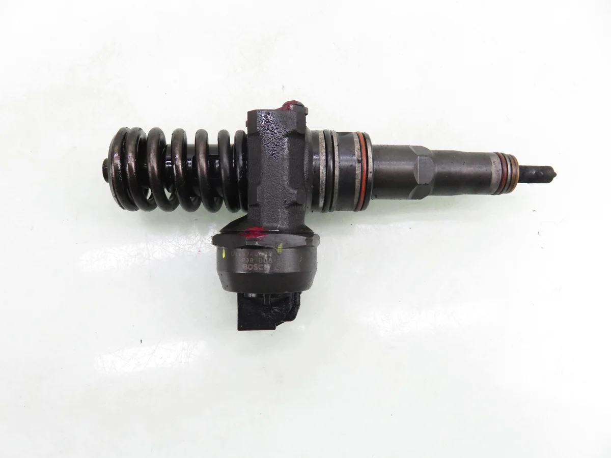 Inyector Seat Ibiza III 1.9 TDI ASZ Usado image 3