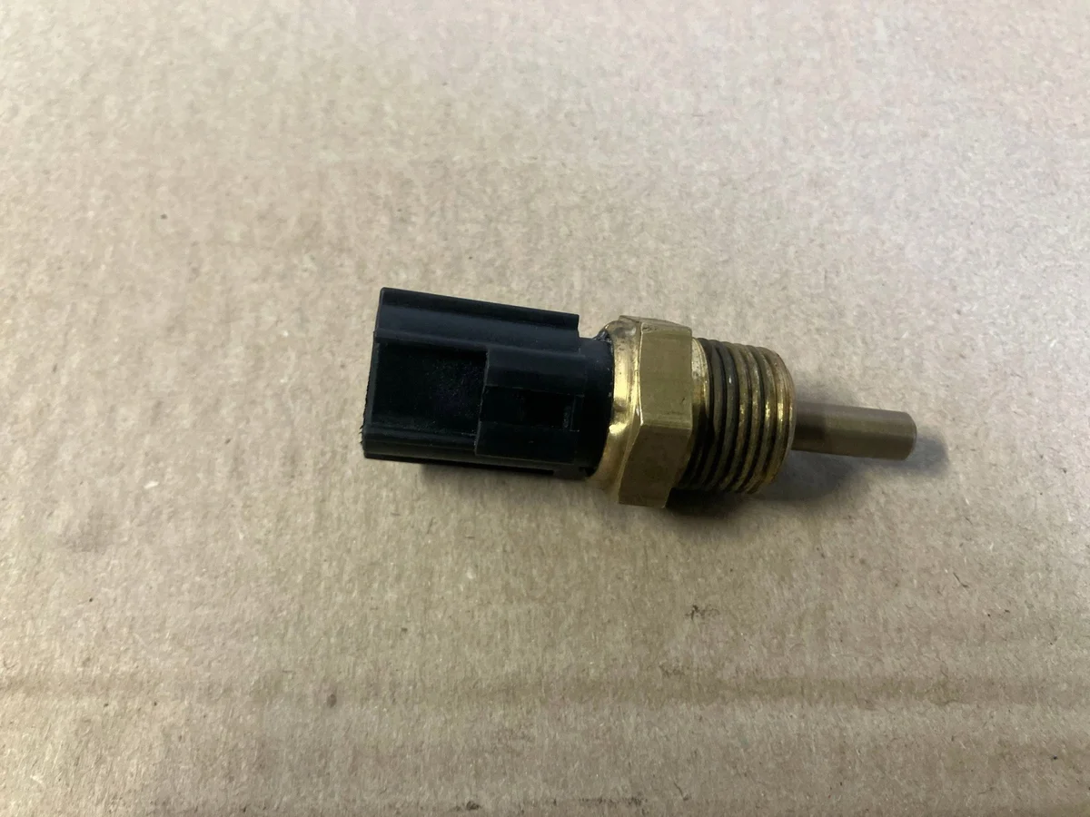 Mitsubishi L200 2017 Koelvloeistof Sensor 823023K image 3