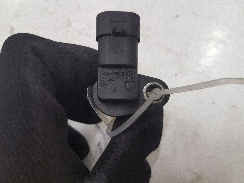 Capteur position arbre à cames OPEL SIGNUM 55201876 image 4