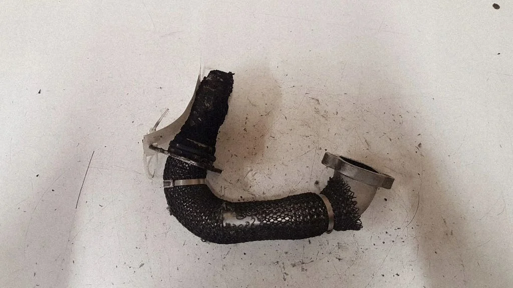 Opel Insignia A EGR-rör 2010 (OEM 089) image 5
