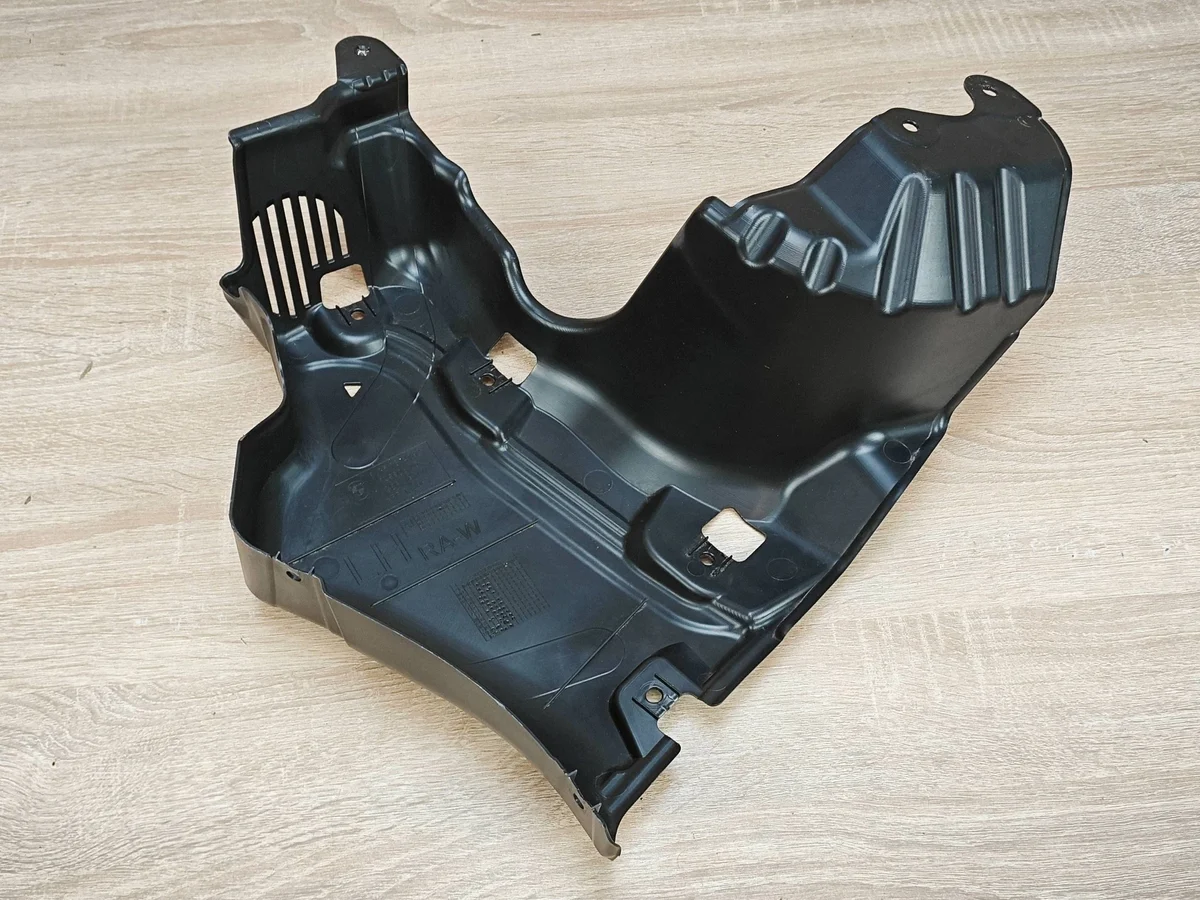 Cubierta Bajo Chasis BMW Serie 7 G16 G15 G14 image 3