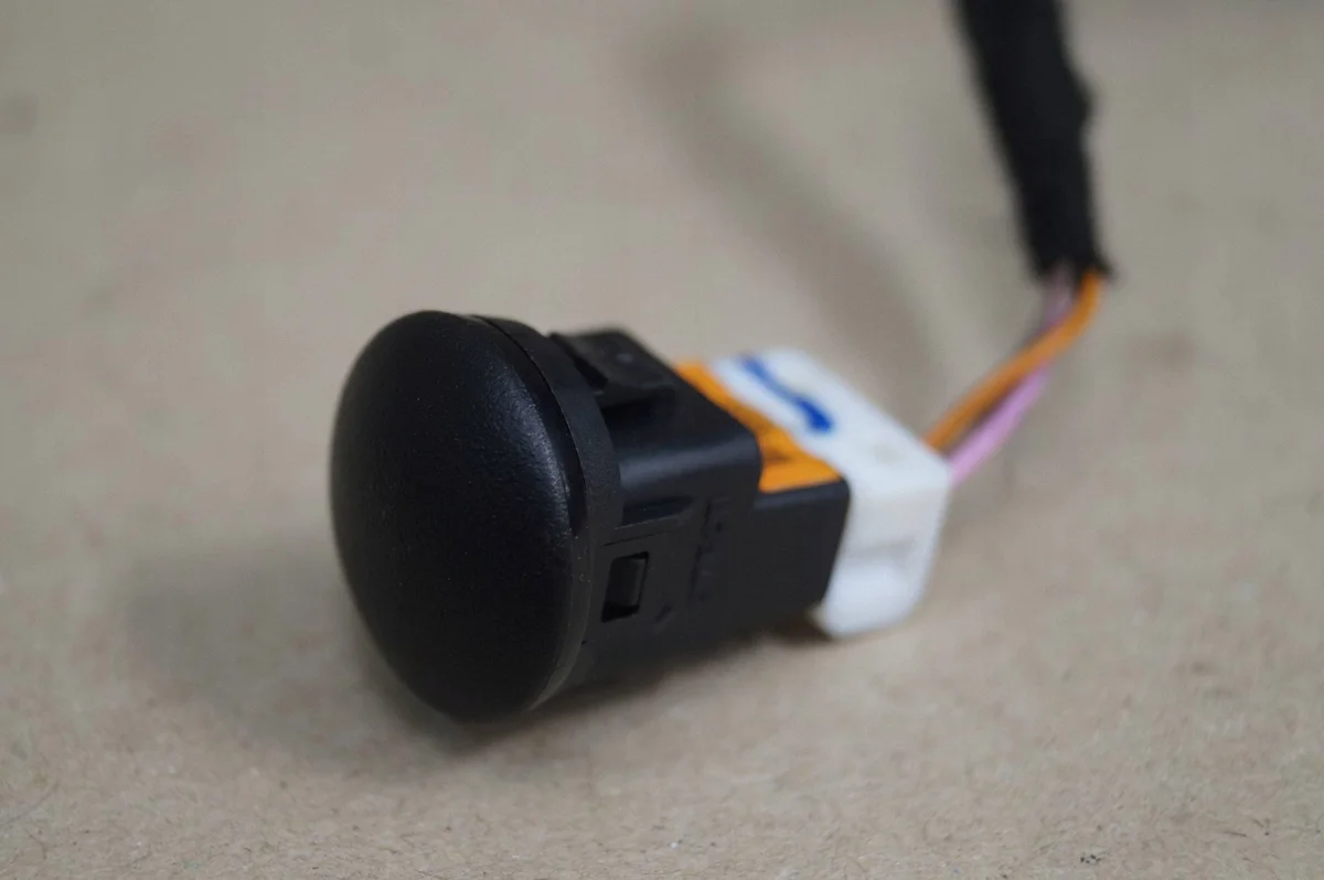 Sensor Luz Solar KIA EV6 2023 Delantero image 3