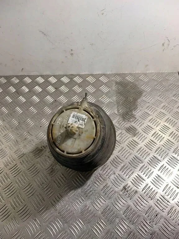 Audi A6 C6 Luftfjädring Bak Vänster Höger image 3