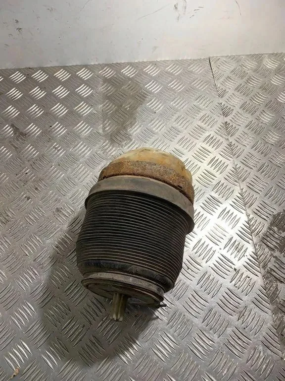 Audi A6 C6 Luftfjädring Bak Vänster Höger image 4