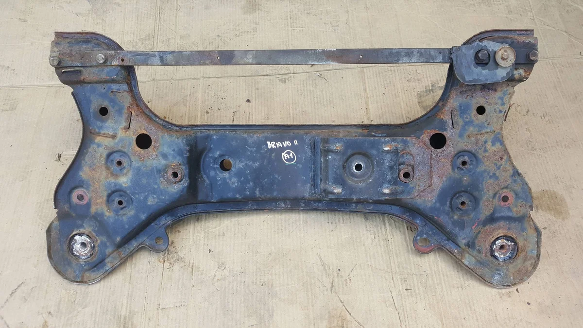 Fiat Bravo II Front Subframe Used AYC3358 image 9