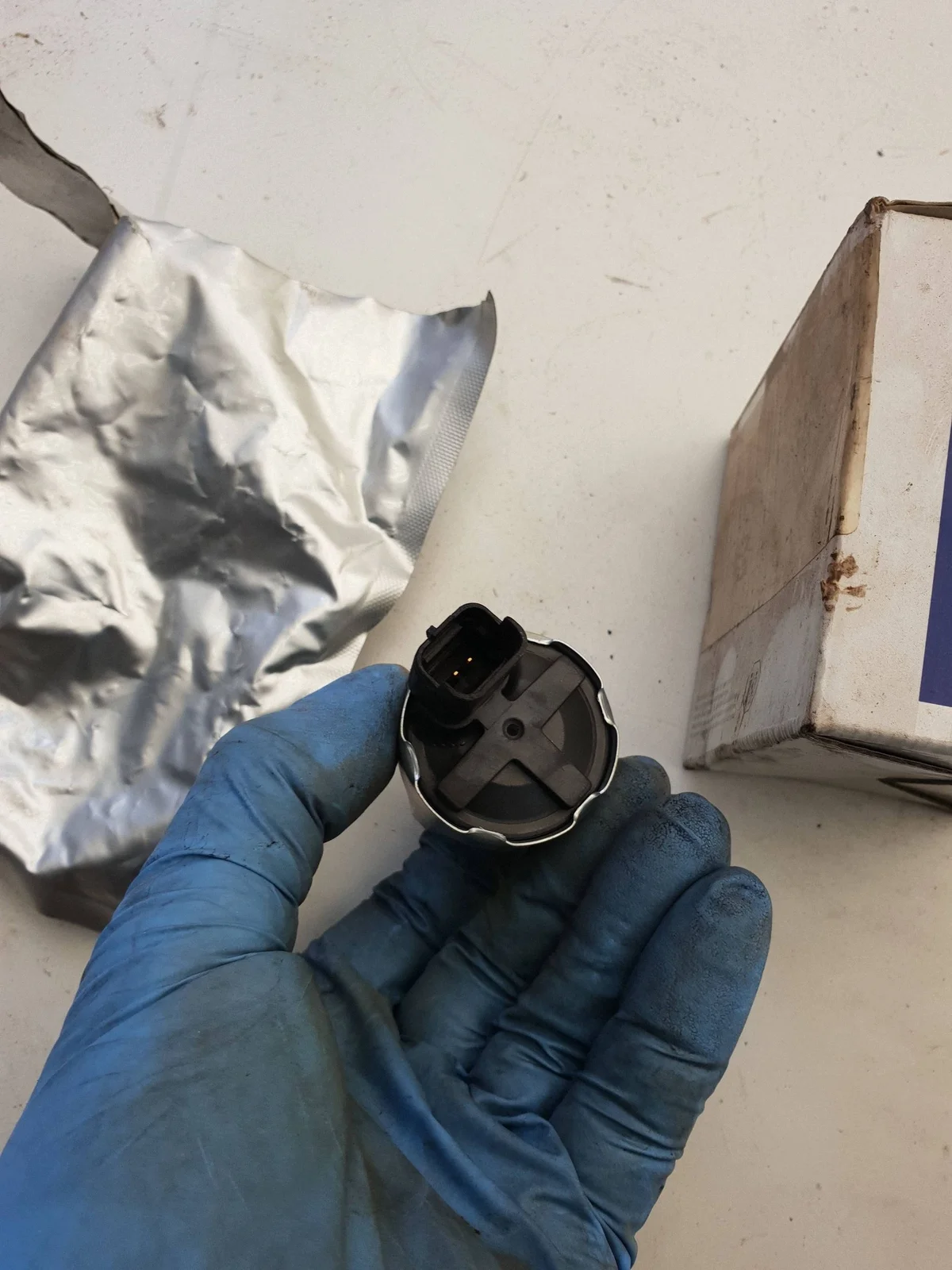 Régulateur de pression carburant Land Rover L320