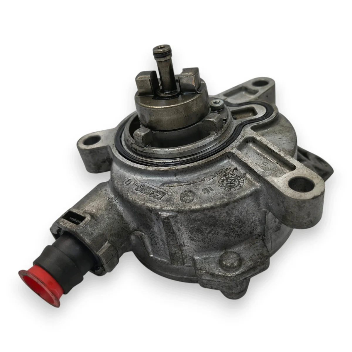 Alipainepumppu Volvo V60 2.0 D3 31219463