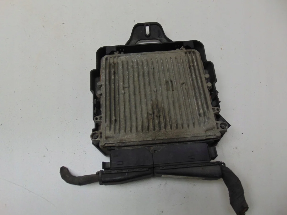 ECU Mercedes Sprinter W906 A6461506372 image 4