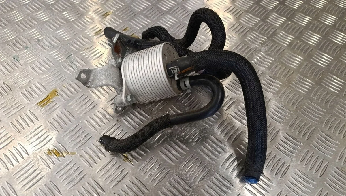 Radiateur d'huile Subaru Forester 31237AA100 image 6