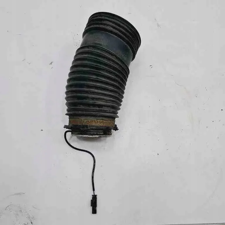 Mercedes GLC W213 W253 jousitus A2133200225