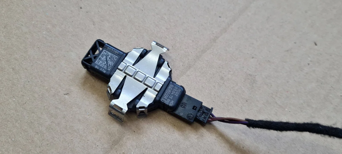Audi Rain Sensor 8U0955559B Used