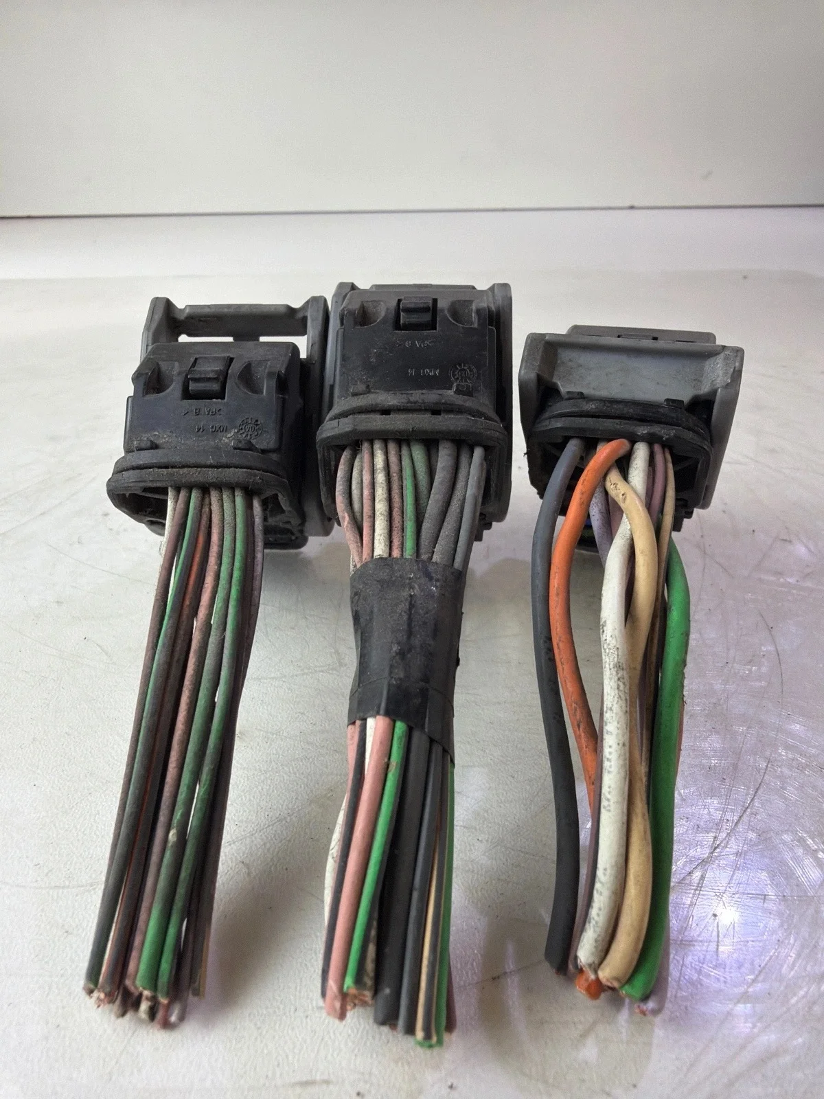 Engine Control Unit Plug Renault Trafic 1.9 DC image 4