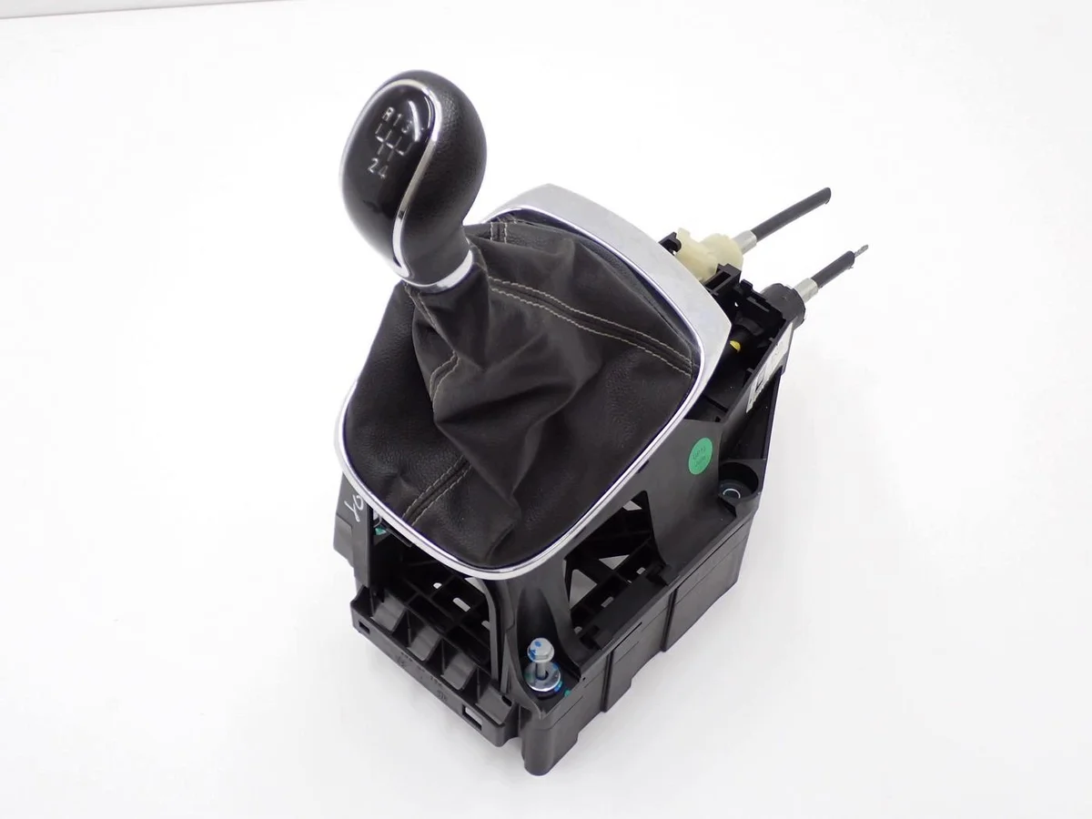Pomello cambio Opel Mokka A 55591407 usato