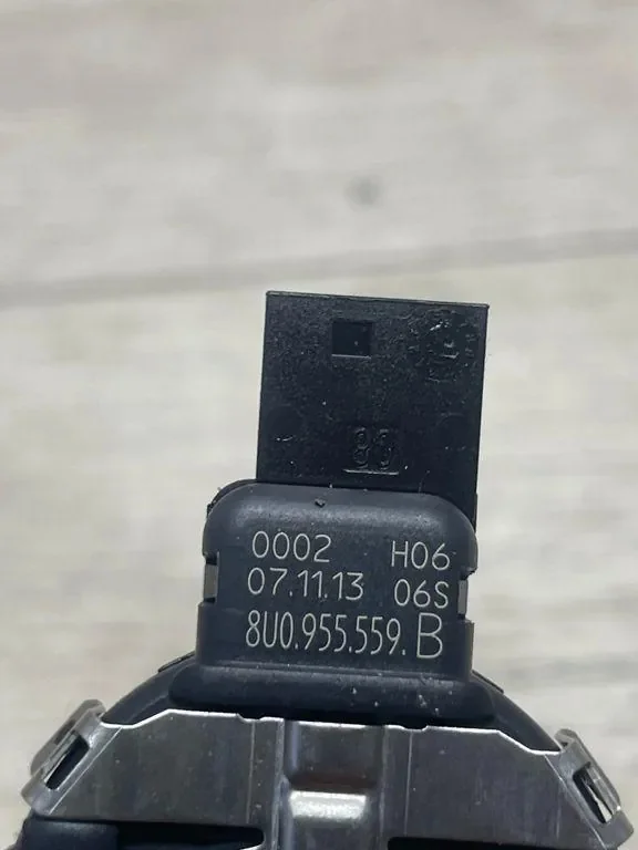Audi A4 Allroad 8WH Regensensor OEM 0002 image 4
