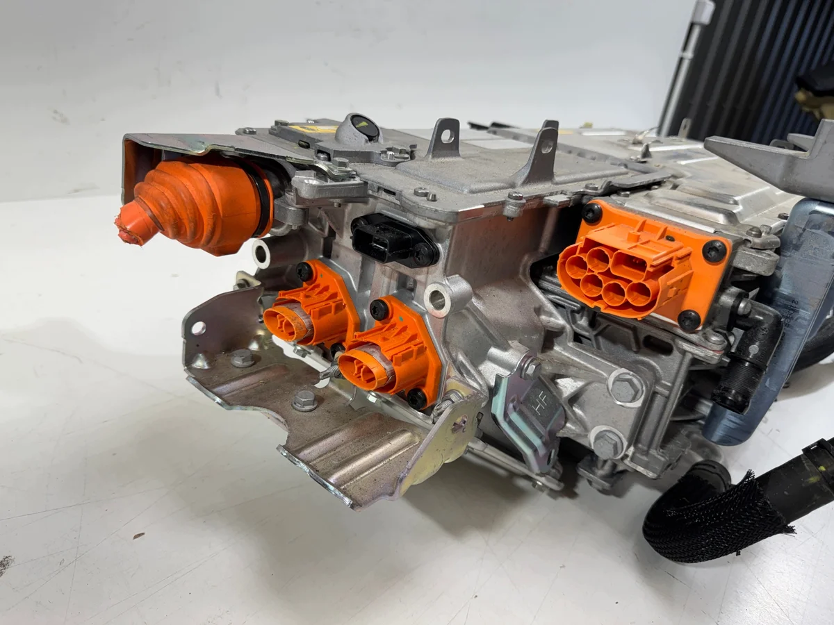 Konverter Batteri Renault Megane 5 V E-TECH image 8