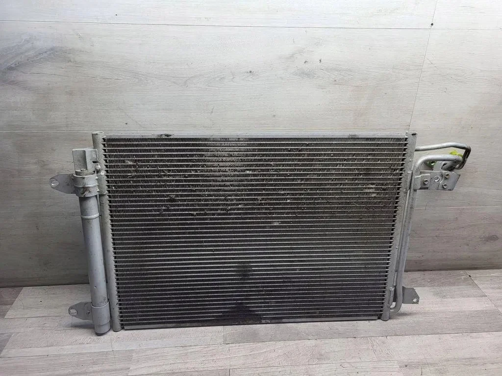 Ilmastointilämmitin VW Touran 2.0 TDI Käytetty