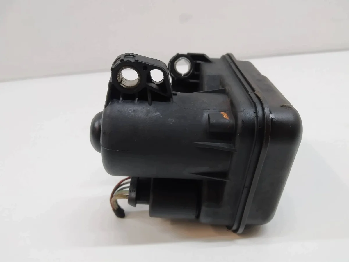 Ställmotor 057129086Q Audi Q7 II SQ7