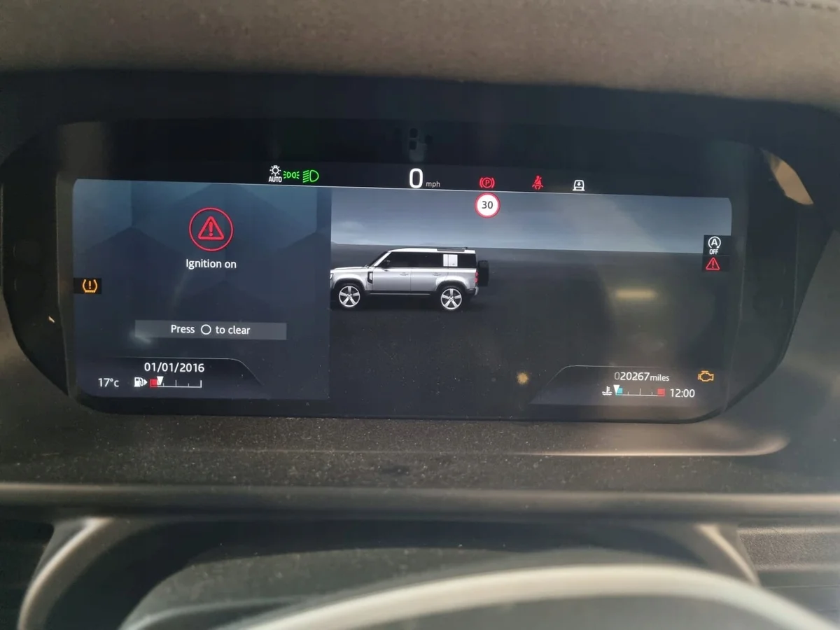 Land Rover Defender L663 USB-portti image 8