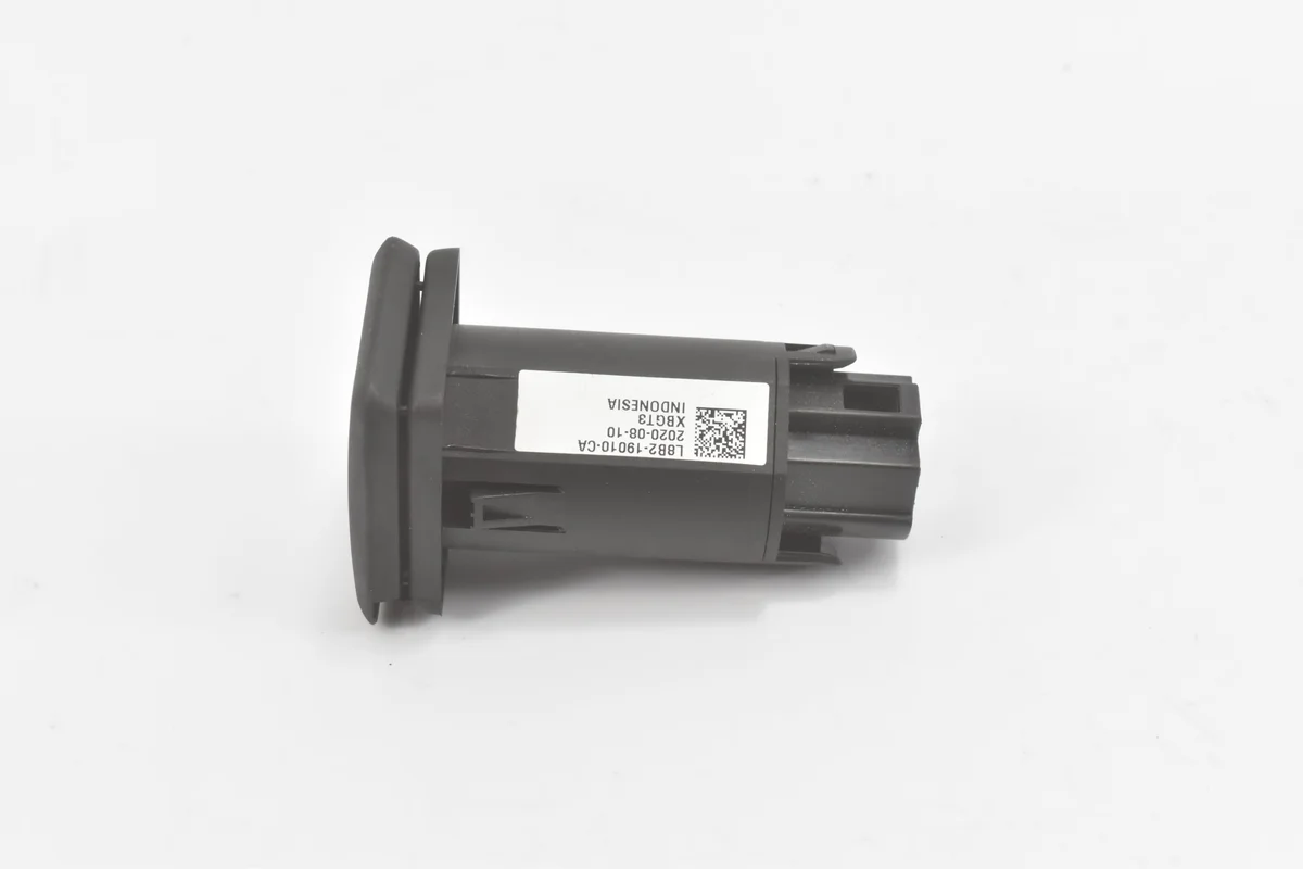 Land Rover Defender L663 USB-portti image 10