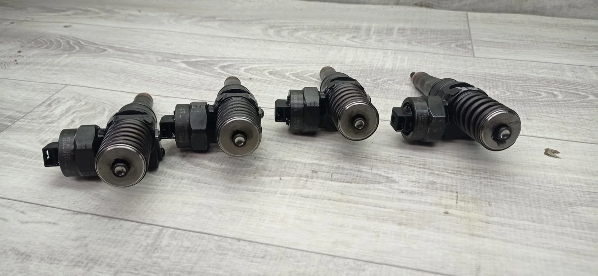 Injector 1.9 TDI Passat B5 038130073AJ image 4