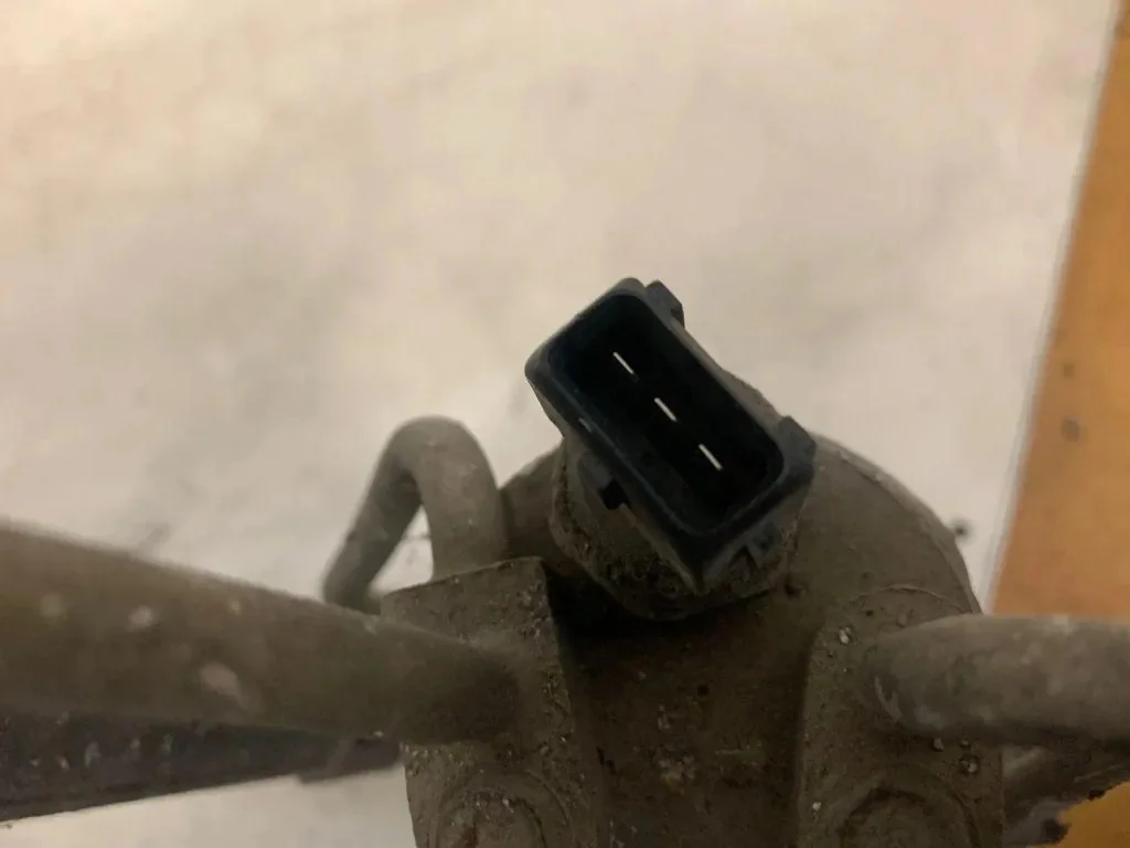 Volvo 31101053 Condenseur de climatisation image 3
