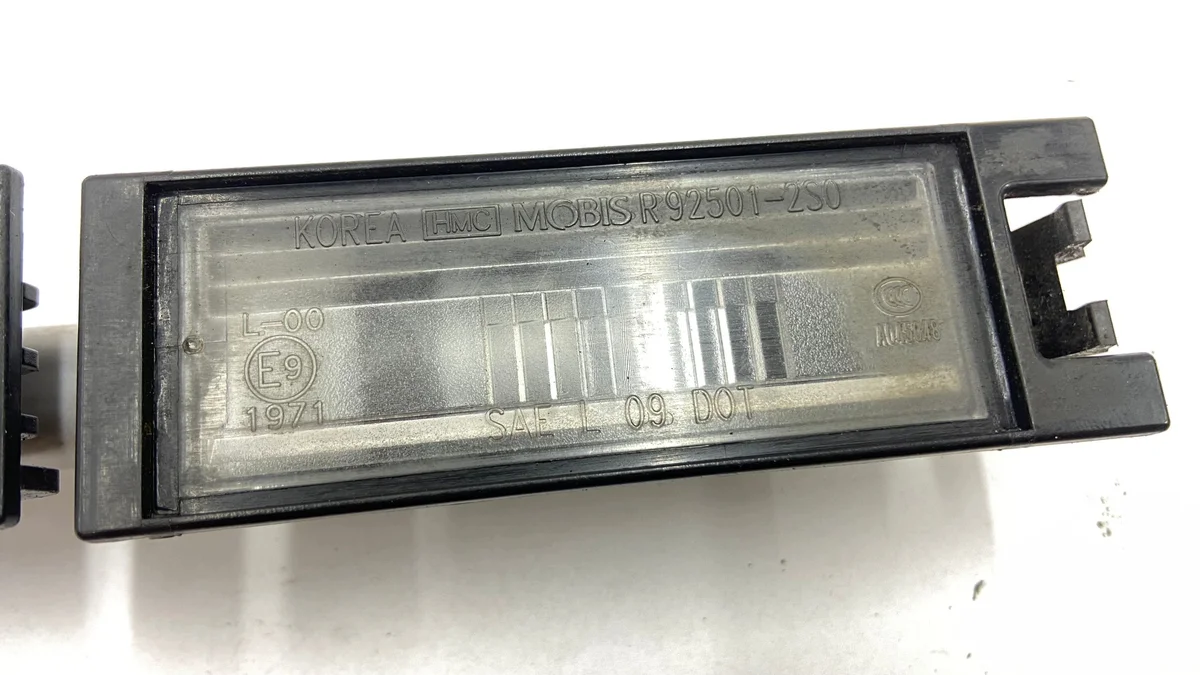Hyundai IX35 10-15 Éclairage Plaque image 5