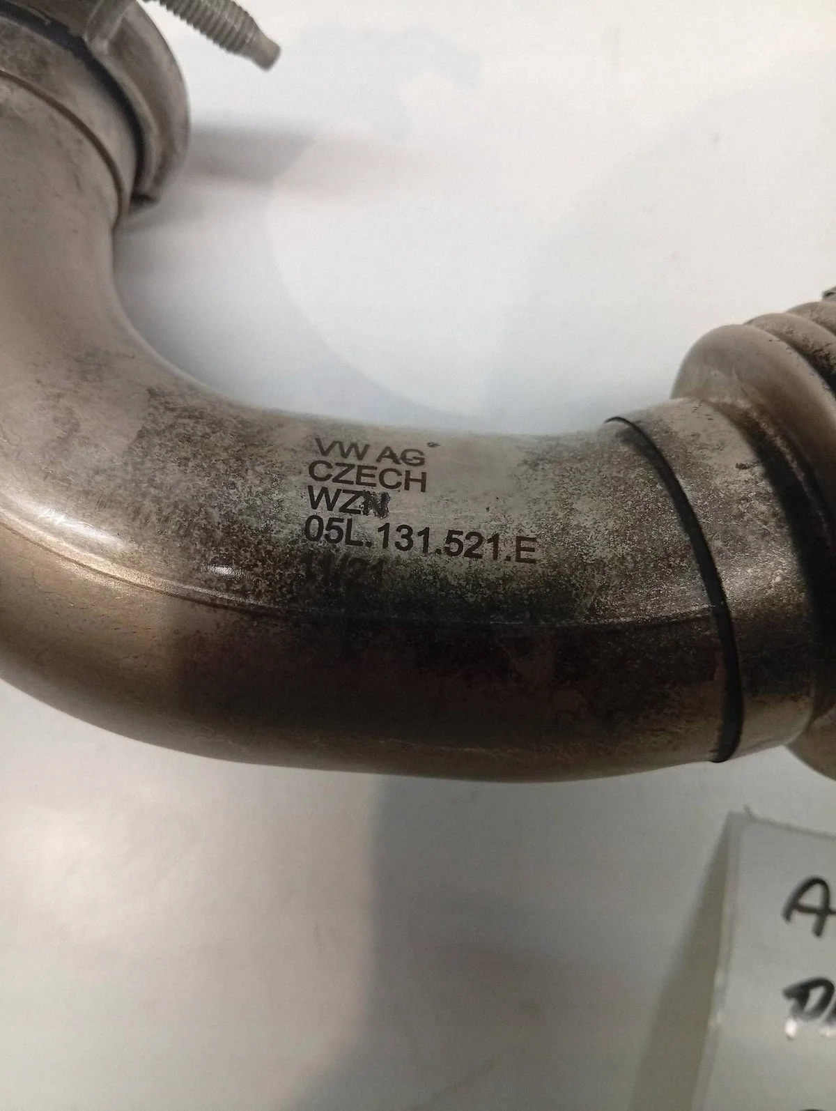 Audi Q5 SQ5 EGR-putki 05L131521E image 4