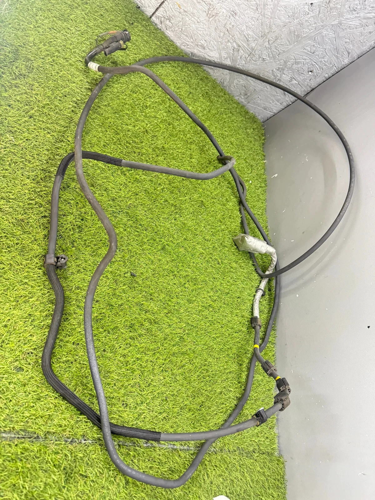 Tuyau AdBlue Mercedes W213 A2134705401
